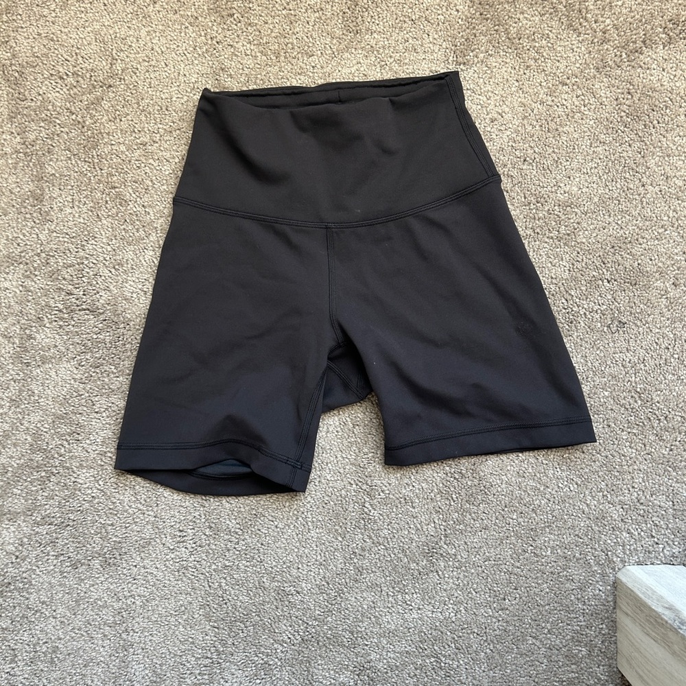 Lululemon 6” shorts